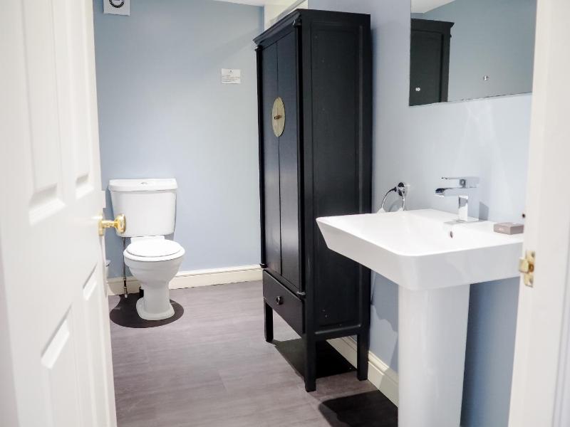 Deluxe Double Room with Castle View image 4