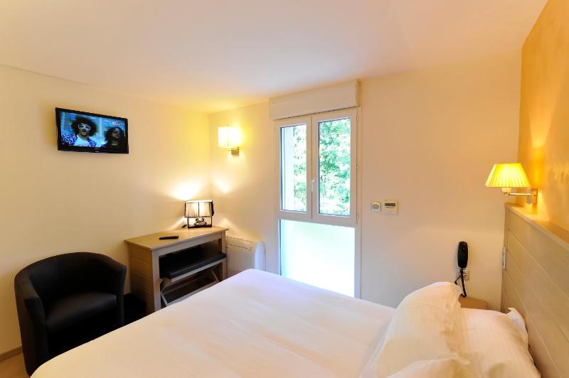 Superior Double Room River View image 1