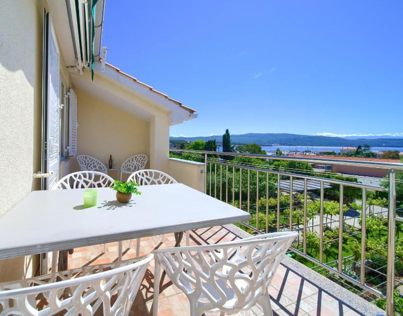 Apartment with Sea View image 1