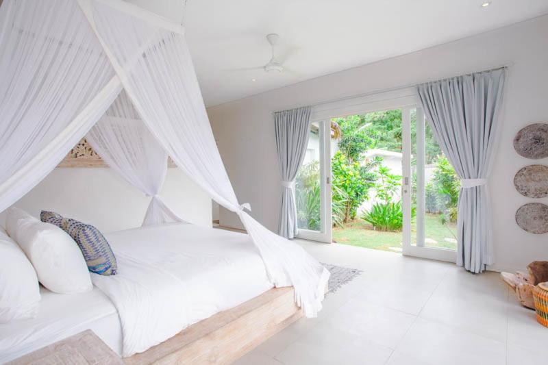 Villa Escape - image 19