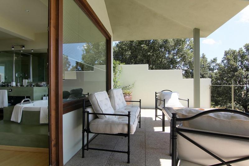 Exclusive Suite image 4