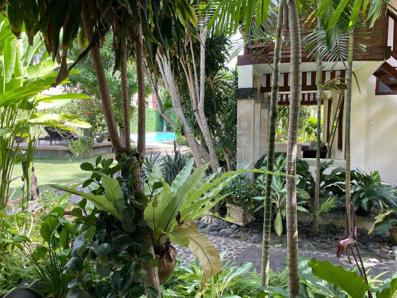 Raja Gardens Hotel - image 3