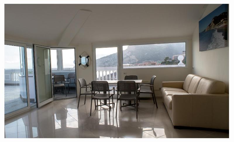 Lido Resort - image 31