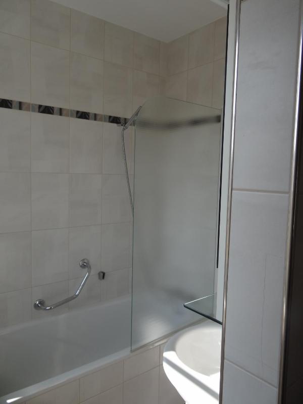 Comfort Double Room with Bath image 3