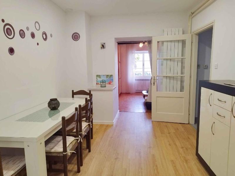 Apartment image 3