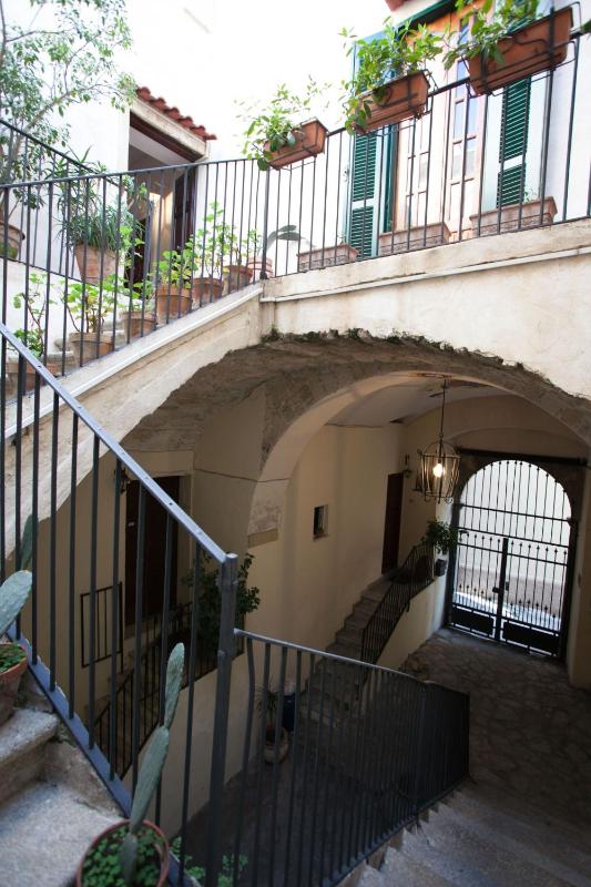 CASA TREVI - image 2