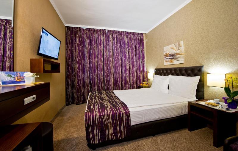 Single Room image 3