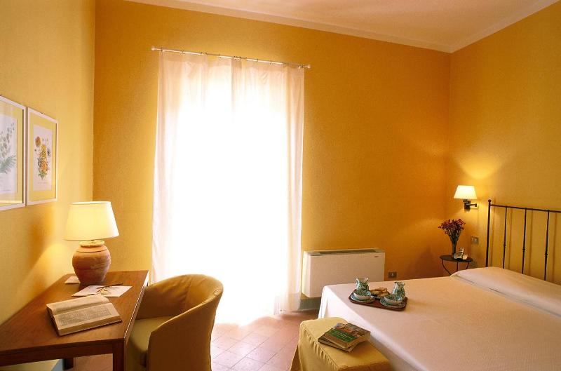 Superior Double Room image 1