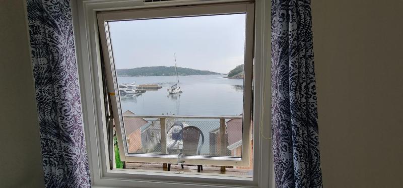 Quadruple Room with Sea View image 3