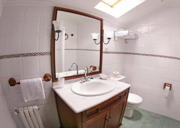 Double Room image 1
