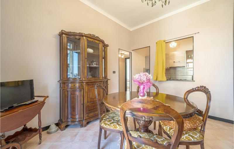 2 Bedroom Lovely Apartment In Genova - image 24