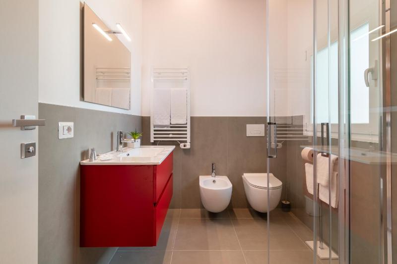 Superior Beach Aparthotel - image 2