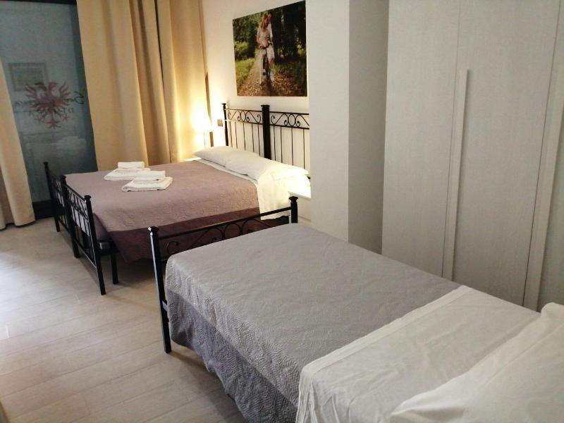 Deluxe Family Suite image 3