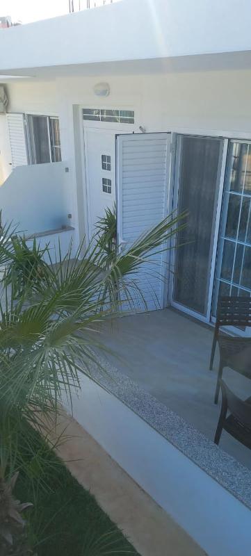 Arjan Dyli Guesthouse - image 14