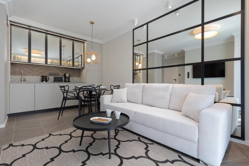 Bay View Apartments Wybrzeże Dziwnów by Renters Prestige - image 17