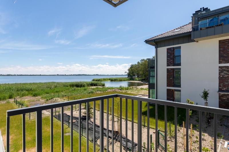 Bay View Apartments Wybrzeże Dziwnów by Renters Prestige - image 11