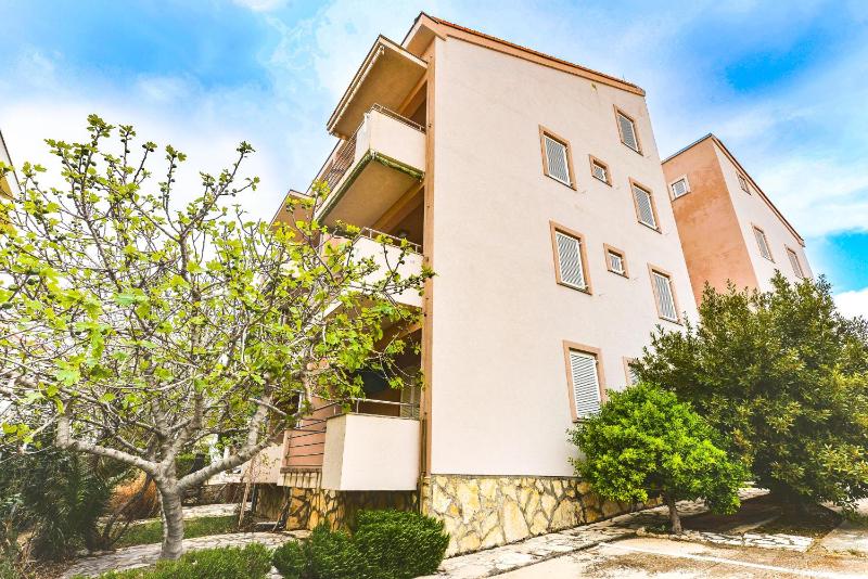 Apartment Vjeko - image 6
