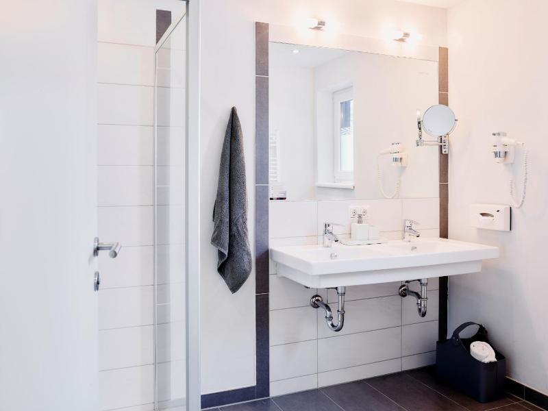 Junior Suite image 3