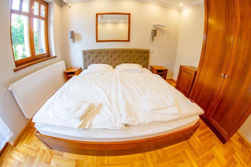 Deluxe Apartment image 3