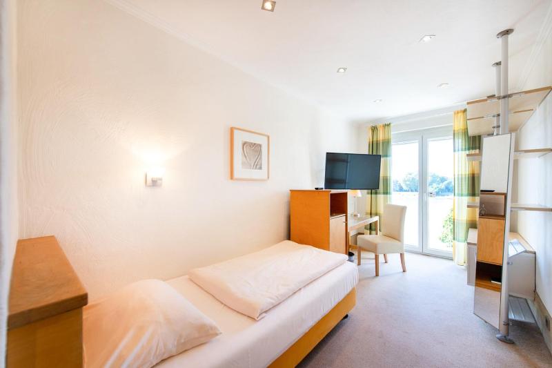 Single Room image 1