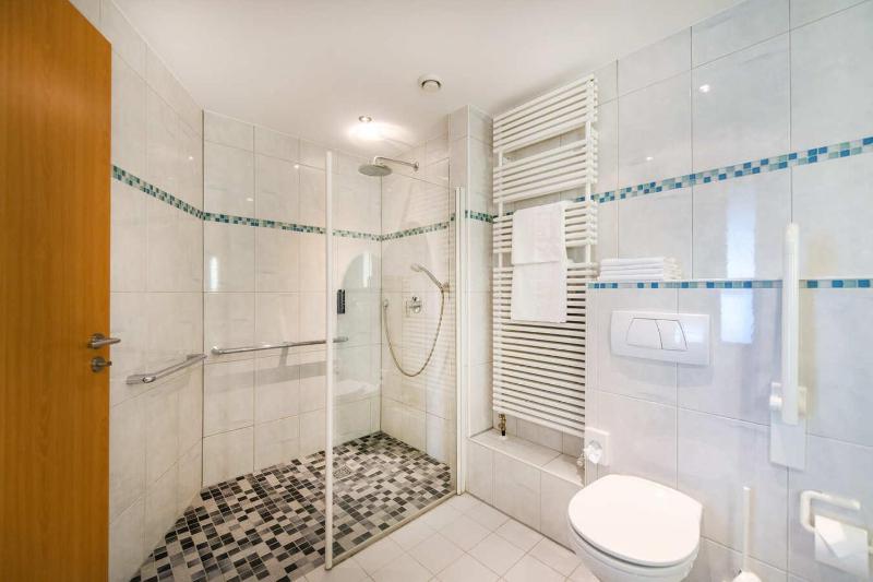 Deluxe Double Room with Balcony and River View image 4