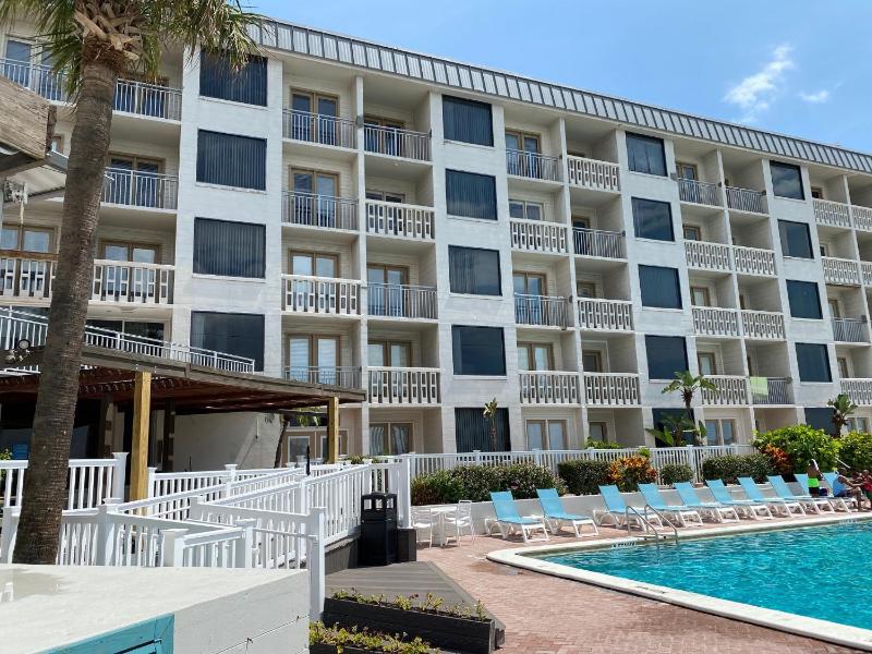 Howard Johnson by Wyndham Oceanfront Daytona Beach - image 40