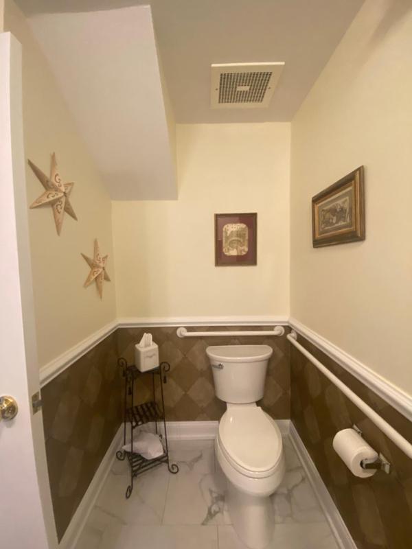 King Room - Disability Access image 3