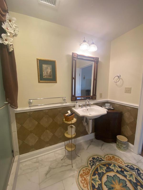 King Room - Disability Access image 2