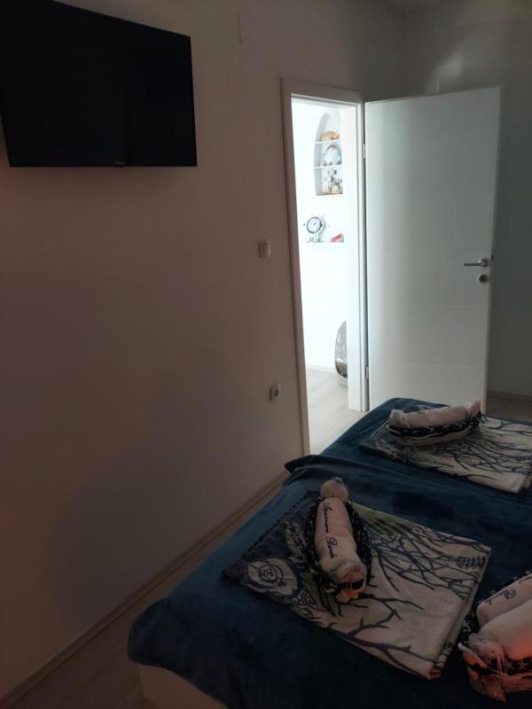 Apartmant Bionda Novi Vinodolski cozy and nice apartment for 4 people in the city center - image 40