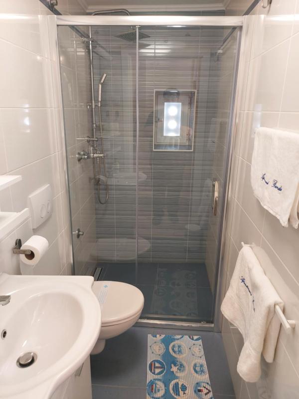 Apartmant Bionda Novi Vinodolski cozy and nice apartment for 4 people in the city center - image 23