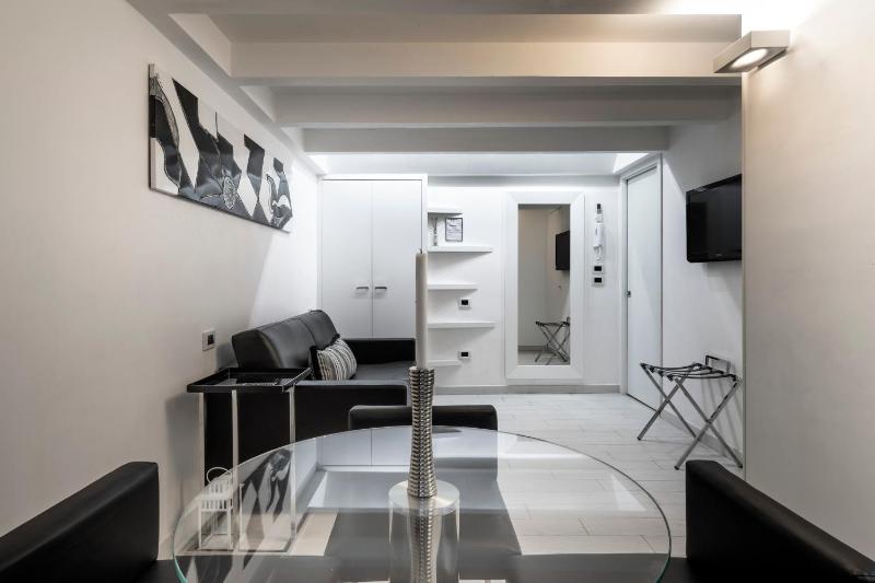 LHP Suite Roma Piazza del Popolo - image 6