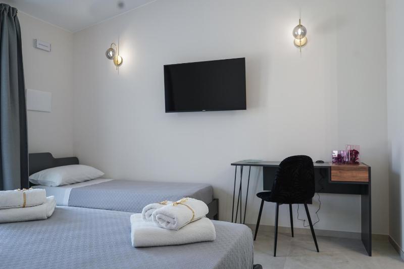 Thalassa Rooms - image 8