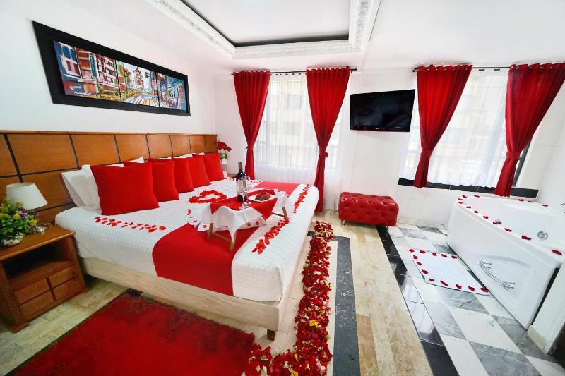 Hotel Embajada Real - image 10