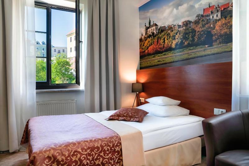 Comfort Twin Room image 1