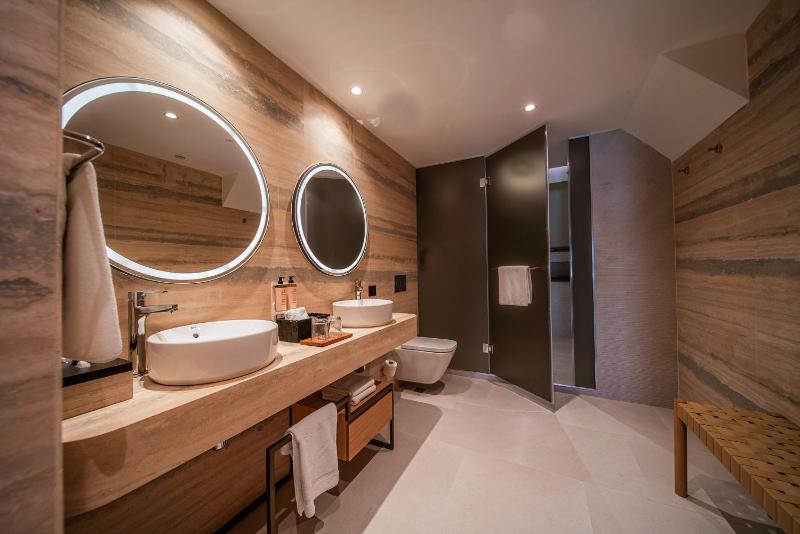 Presidential Suite image 4