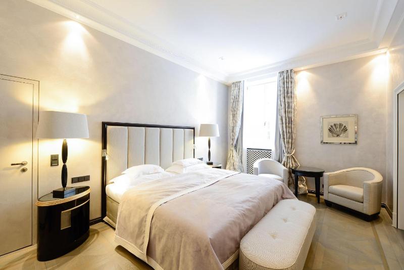 Standard Double Room image 4
