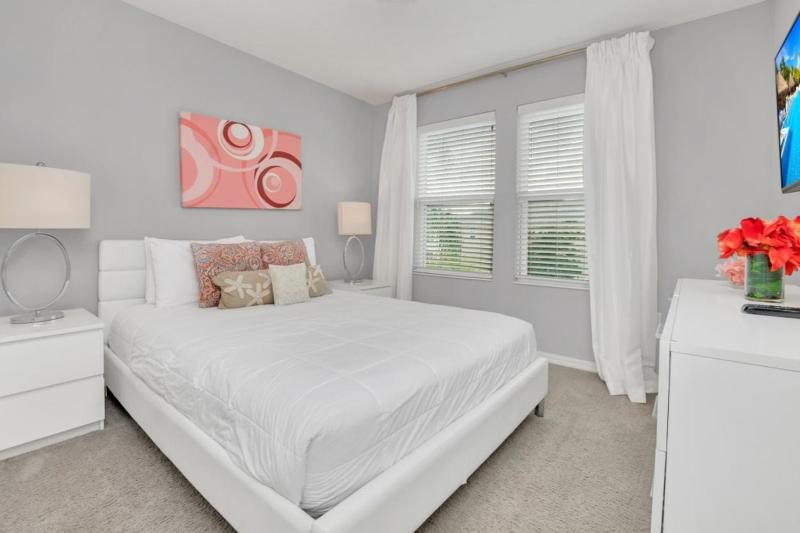 4 Bed townhome with Private Pool Near Disney! townhouse - image 38
