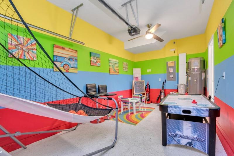 4 Bed townhome with Private Pool Near Disney! townhouse - image 22