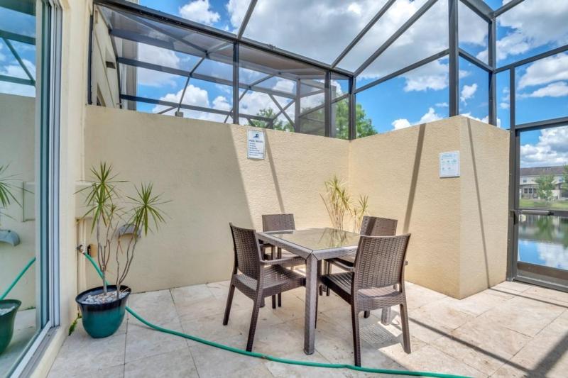 4 Bed townhome with Private Pool Near Disney! townhouse - image 32