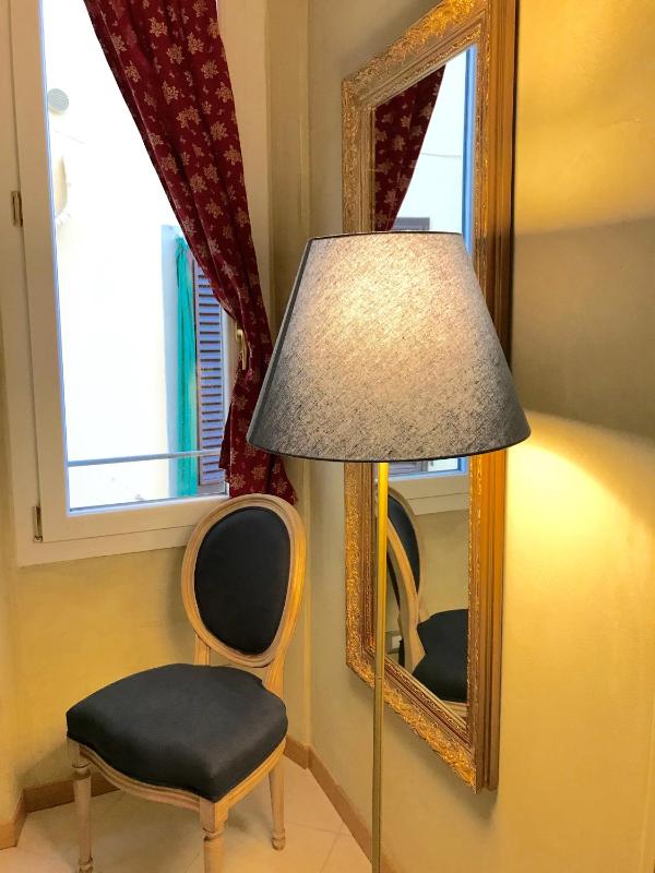 Double or Twin Room image 4