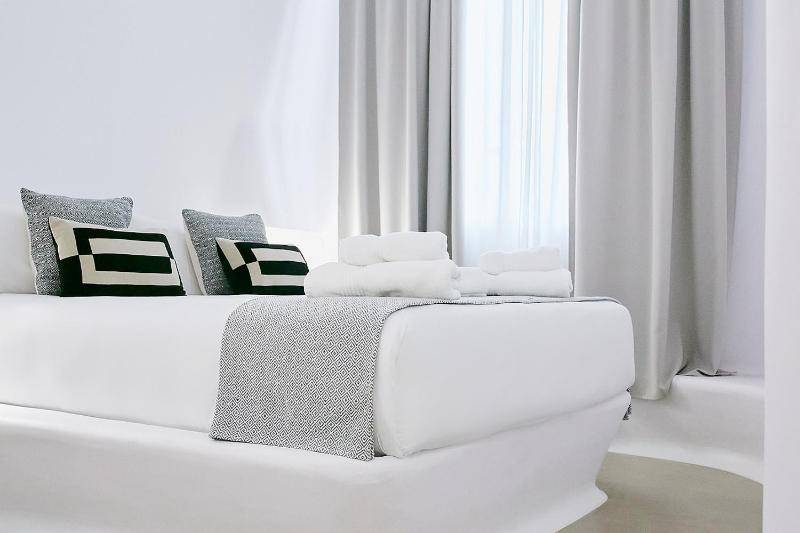 Standard Double Room image 1