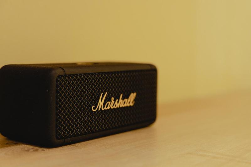 Queen Room with Balcony image 3