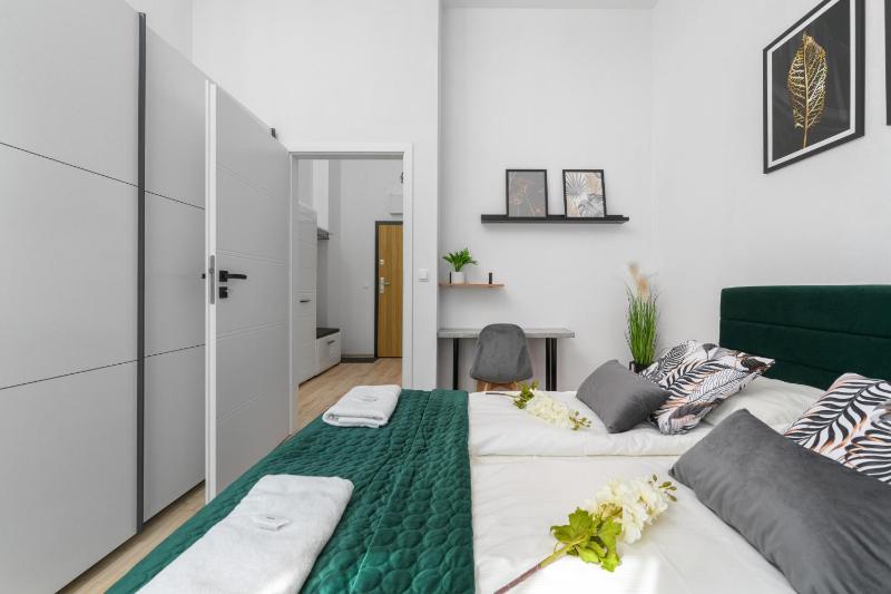 Exclusive Apartment Kajdasza Wroclaw by Noclegi Renters - image 29