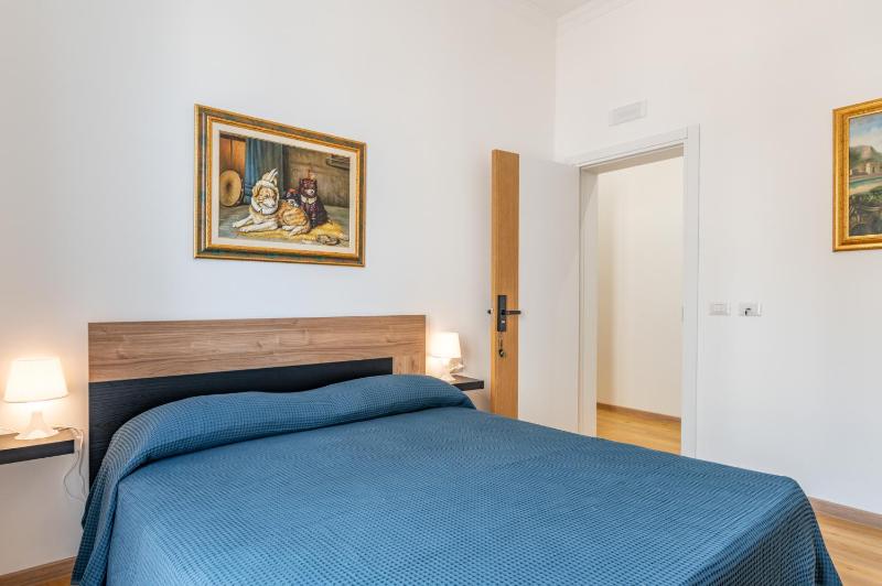 Aurora Rooms - image 9