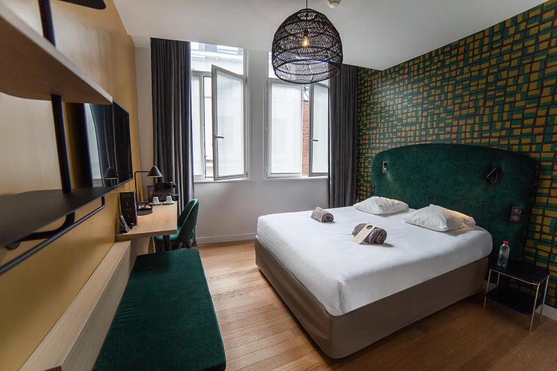 Superior Double Room image 1