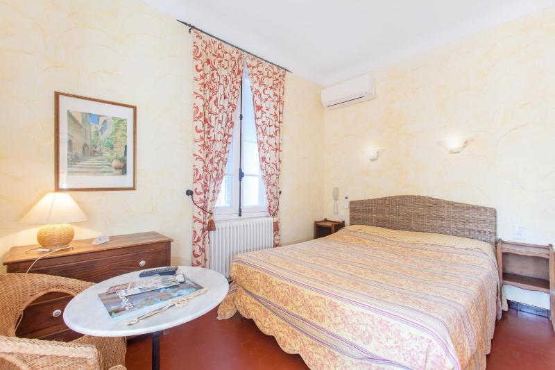 Hotel Villa Provencale - image 14