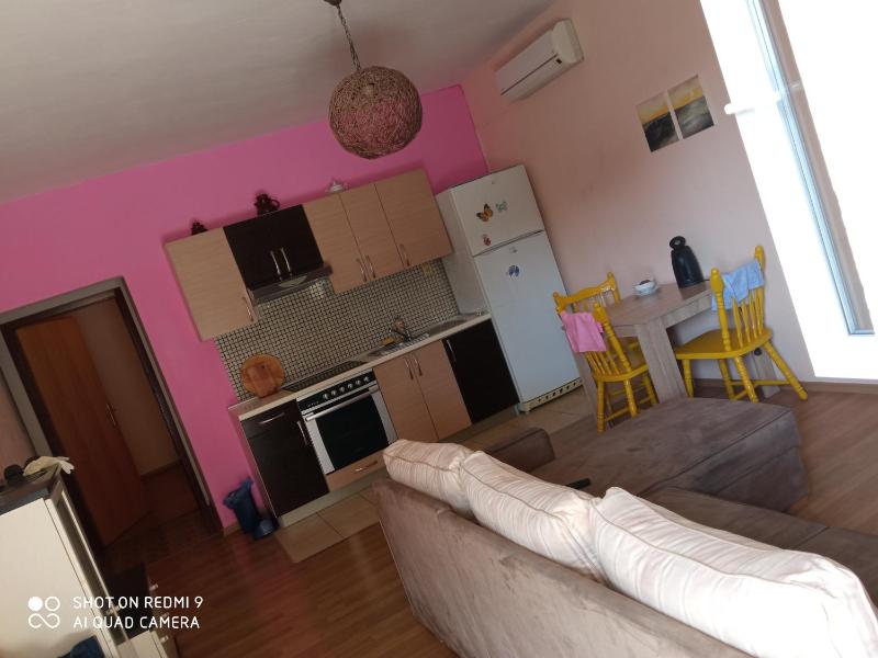 Apartment with Garden View image 4
