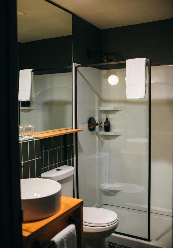 King Room image 2
