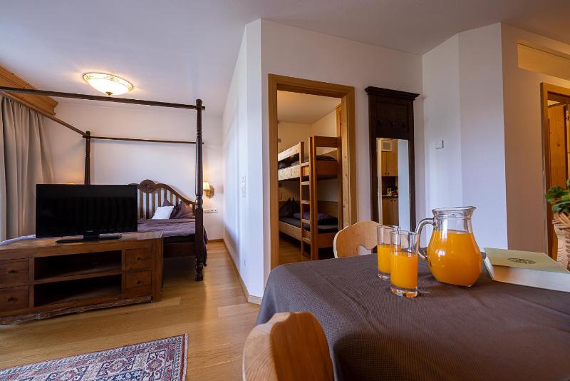 Two-Bedroom Suite image 3