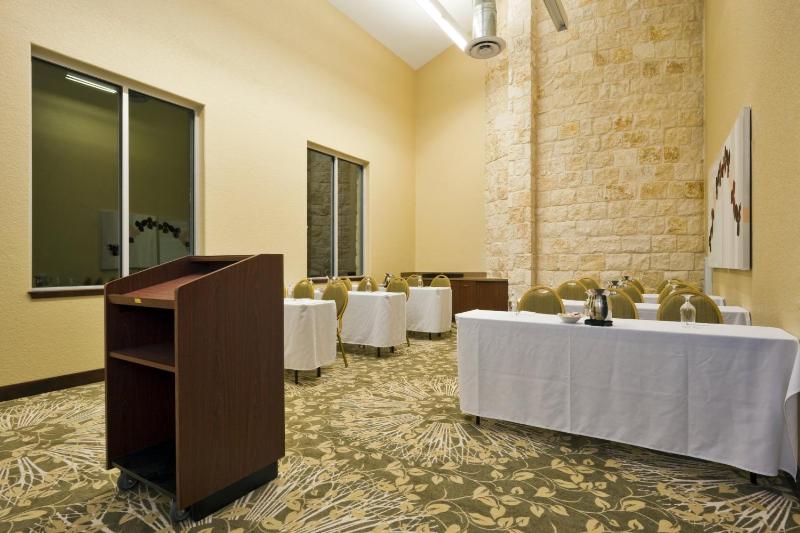 Holiday Inn San Antonio SeaWorld by IHG - image 30